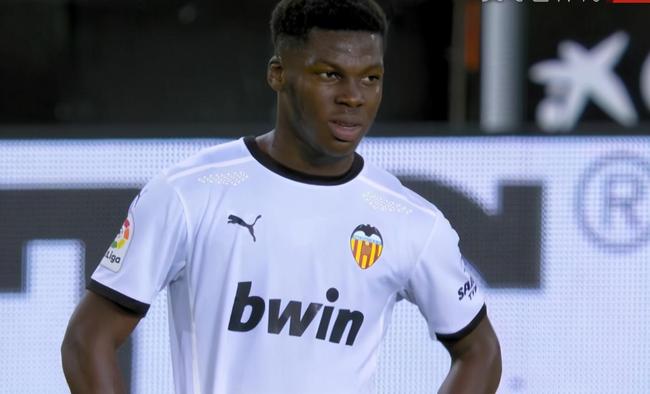 集结日瓦伦西亚调整名单以备CBA季后赛，更衣室发声环节打磨，目标明确，资深球员宣示担当的简单介绍